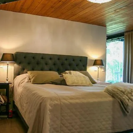 Large House With Private Near *